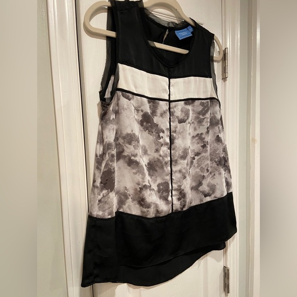 Simply Vera Wang Size L Black Gray Lightweight Watercolor Drop-Tail Hem Tank Top - Picture 3 of 11